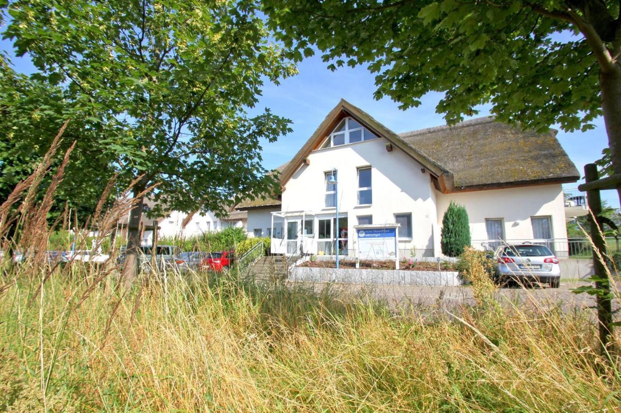 F-1010 Strandhaus Moenchgut Bed&Breakfast Dz 27 Terrasse, Strandnah, Inkl Fruehstueck Lobbe Exterior photo
